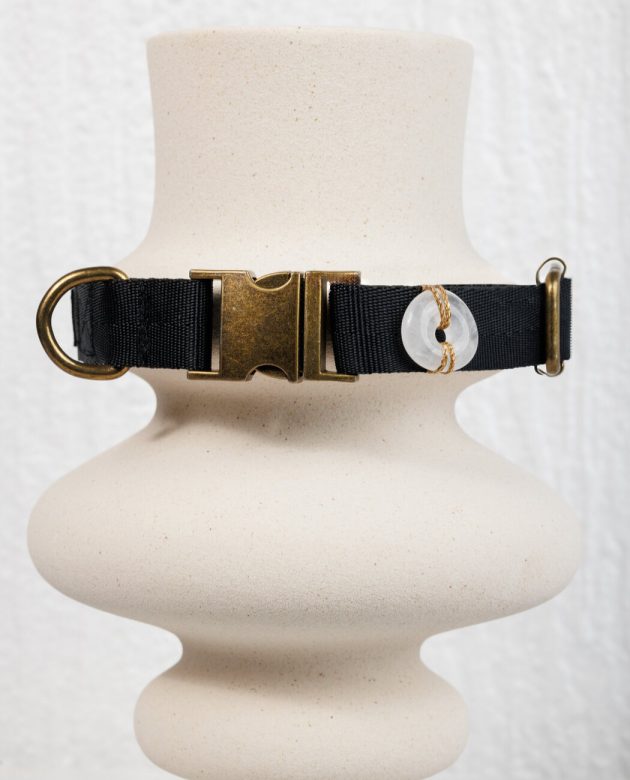 κολάρο σκύλου με λευκό χαλαζία για την καταπολέμηση της αρνητικής ενέργειας