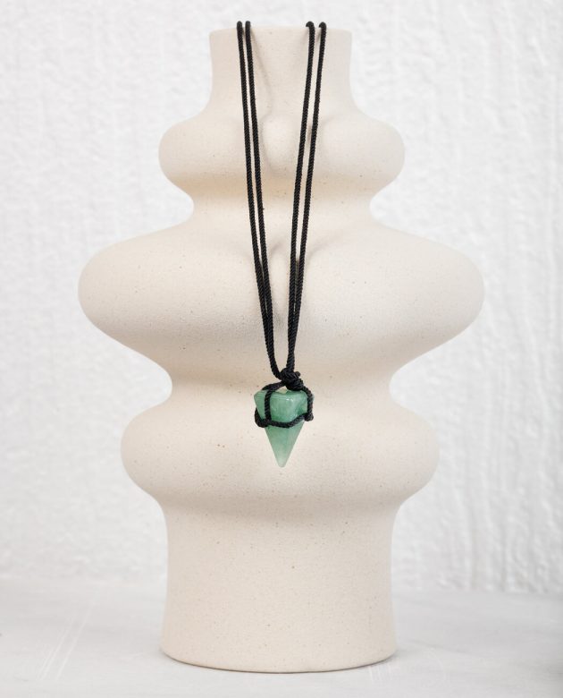 μενταγιόν κηδεμόνα με πράσινη αβεντουρίνηγια για να καταπραΰνει την επιθετικότητα